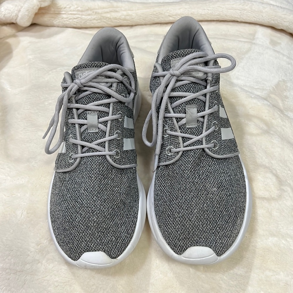 Adidas womens size 9